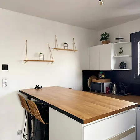 Cosy 6 Pers Avec Billard ,piscine ,jacuzzi Et Jardin * Lunel-Viel