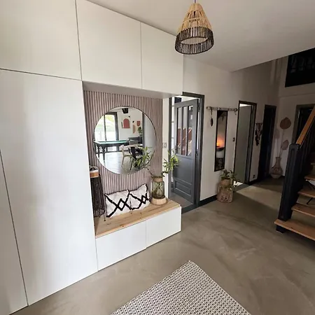 Cosy 6 Pers Avec Billard ,piscine ,jacuzzi Et Jardin וילה