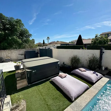 Cosy 6 Pers Avec Billard ,piscine ,jacuzzi Et Jardin * Lunel-Viel