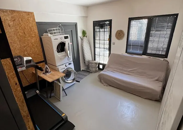 Cosy 6 Pers Avec Billard ,piscine ,jacuzzi Et Jardin Lunel-Viel