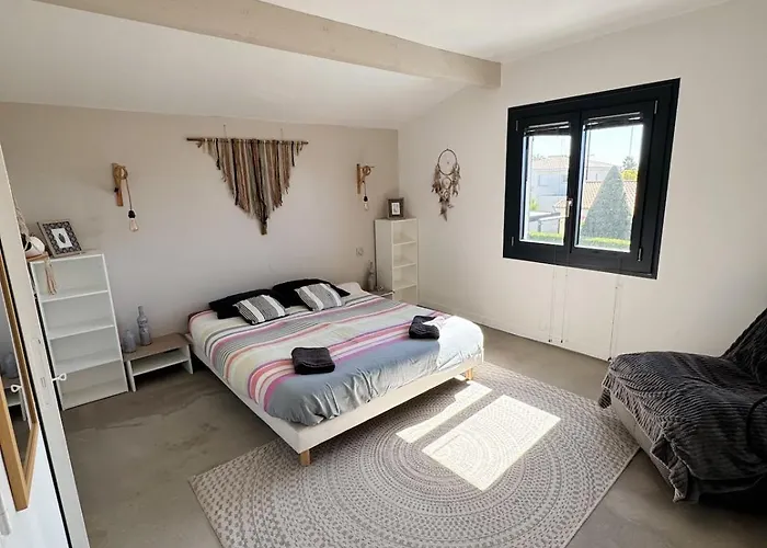 Vila Cosy 6 Pers Avec Billard ,piscine ,jacuzzi Et Jardin Lunel-Viel