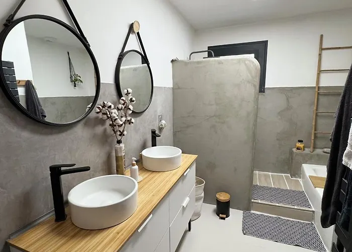 Vila Cosy 6 Pers Avec Billard ,piscine ,jacuzzi Et Jardin Lunel-Viel