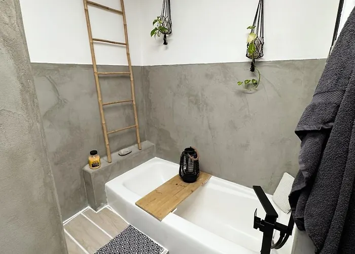 Vila Cosy 6 Pers Avec Billard ,piscine ,jacuzzi Et Jardin *