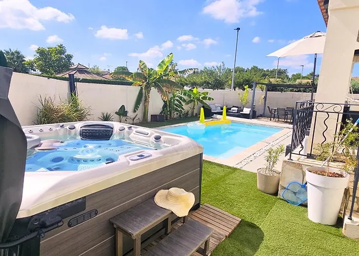 Cosy 6 Pers Avec Billard ,piscine ,jacuzzi Et Jardin